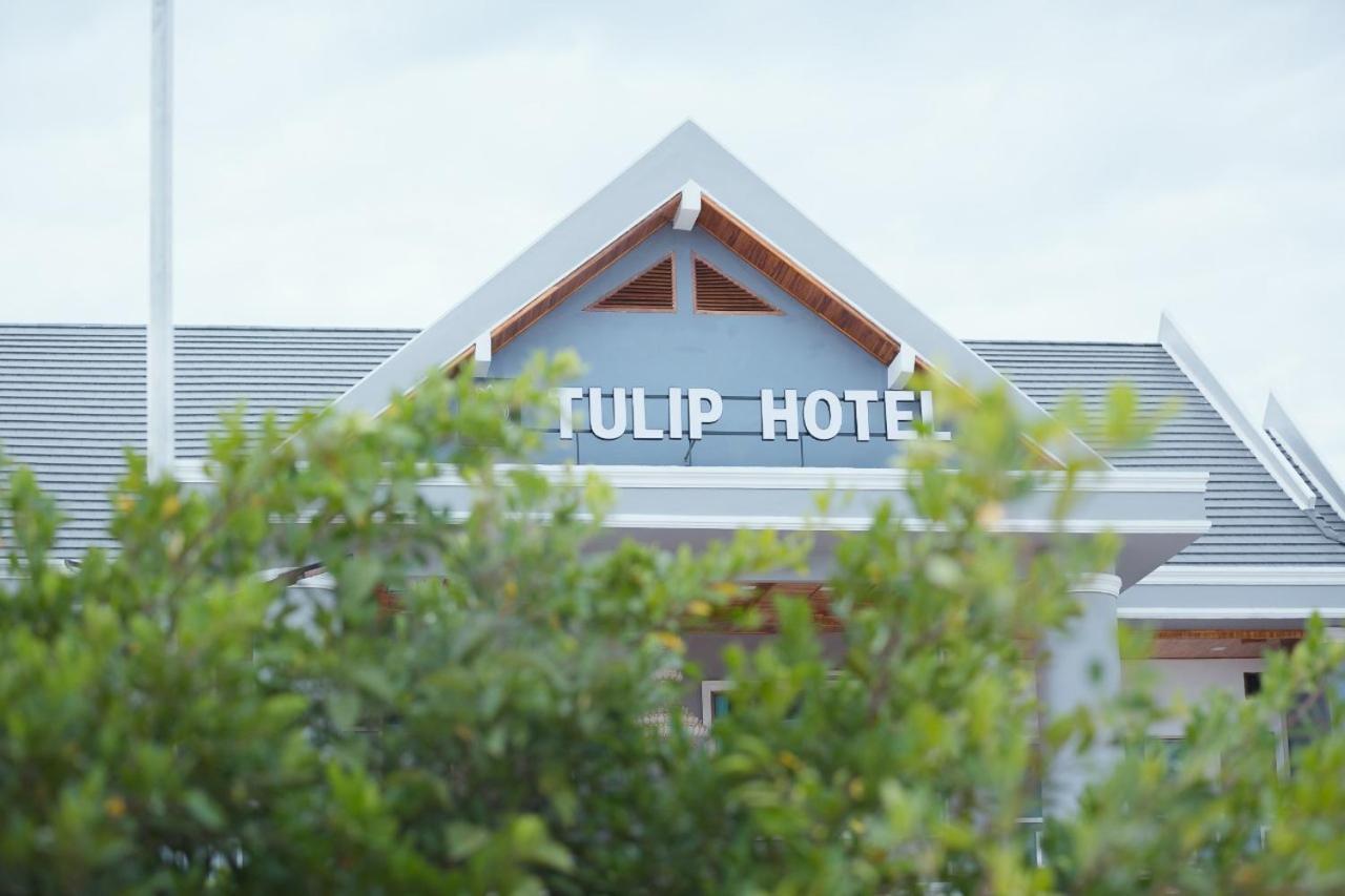 Tulip Hotel ルアンナムター エクステリア 写真